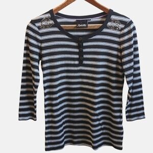 Nanette Lepore long sleeved knit shirt with detail on both shoulders siz…